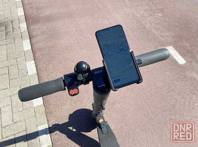 Держатель для смартфона на руль самоката/мото/вело Xiaomi Ninebot Phone Holder (черный) Макеевка - изображение 1