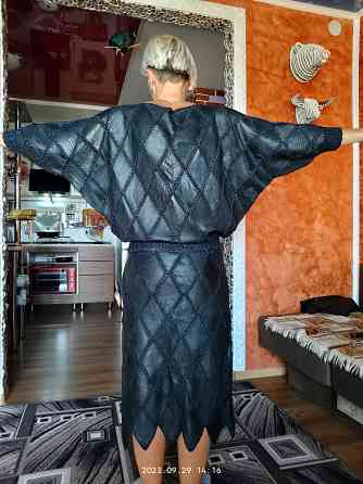 Продам женский костюм из натуральной кожи Донецк