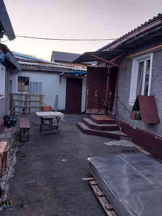 Продам дом 100 м2 по цене 1 ком квартиры в районе топаза Донецк
