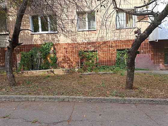 Продается цокль 305 м.кв,Комсомолький проспект,Донецк Донецк