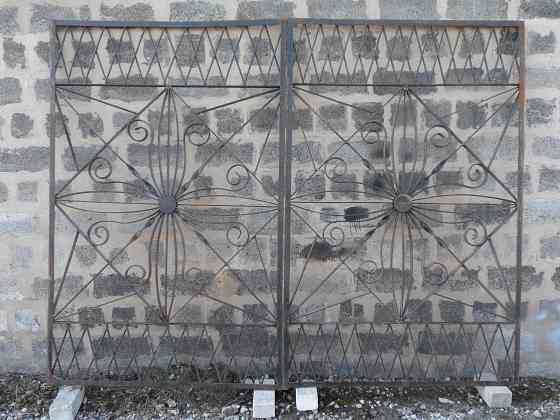 Решетка металлическая на окно 2080 х 1350 мм, 2 шт, ворота Донецк