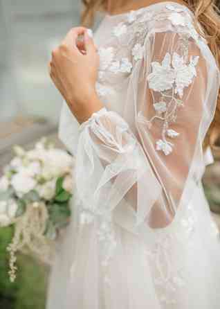 Продам свадебное платье Макеевка