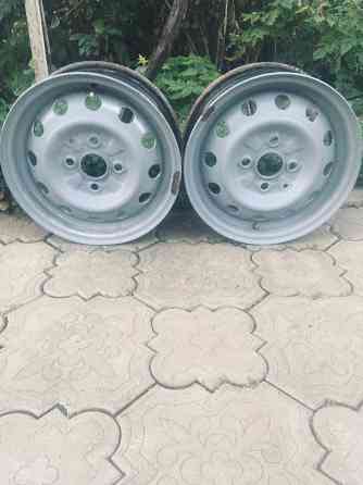 Диски R13 2шт.Хундай ( разболтовка 4/100. Донецк