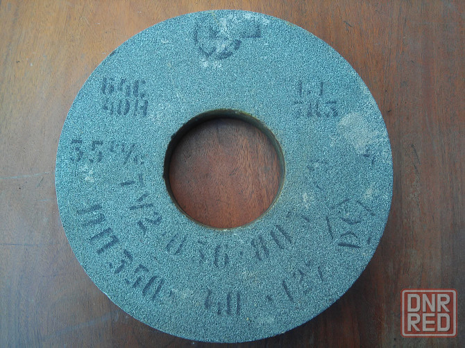 Наждачный круг 64C 40Н, точильный абразивный шлифовальный камень 350 мм, войлочный Т 380 Донецк - изображение 2