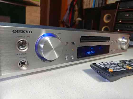 Полноразмерный DVD-стерео ресивер "Onkyo" DR-S501 Донецк