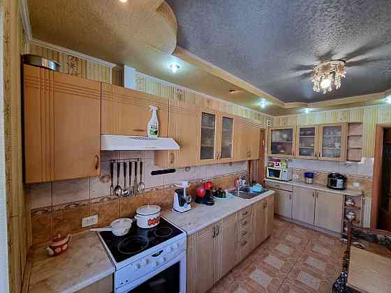 Продам 4-х комнатную квартиру в Донецке Донецк