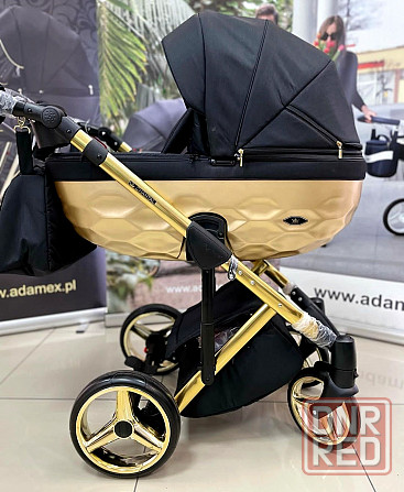 Новое. Золотая коляска . Кожа черная, белая, серая Донецк - изображение 1
