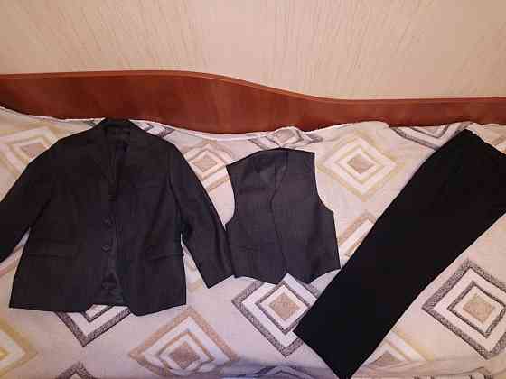 Костюмы и рубашки для мальчиков Донецк