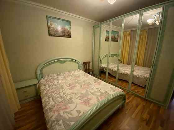 Продам большую, качественную 4-х комнатную квартиру м-рн Гладковка г. Донецк. Донецк