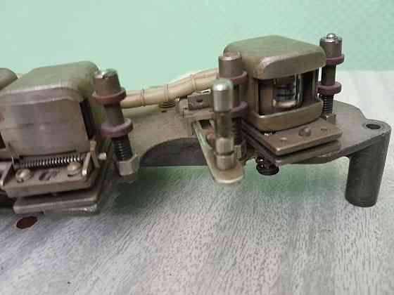 Стол с головками от катушечного магнитофона электроника -003.004 Донецк