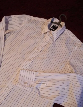 рубашка белая ,мужская белая рубашка в тонкую полоску размер s Донецк