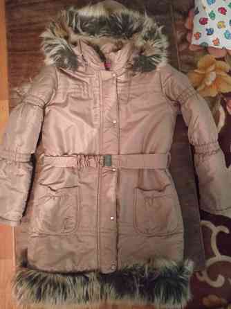 Пальто зимнее на девочку рост 152 Донецк