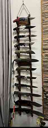 Подставка для коллекционных ножей на 12 Донецк