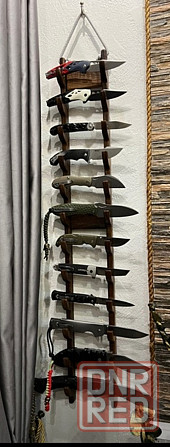 Подставка для коллекционных ножей на 12 Донецк - изображение 1