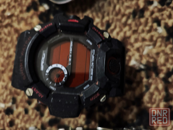 Часы кварцевые на батарейке Макеевка - изображение 3