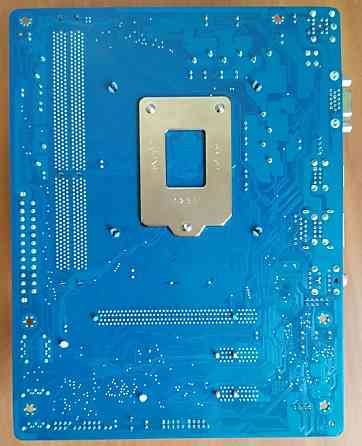 Gigabyte GA-H61M-S1 MicroATX (Intel H61) Socket 1155 + i3-2100 + DDR3 2Gb+2Gb - Обмен на Офисы 2010 Донецк