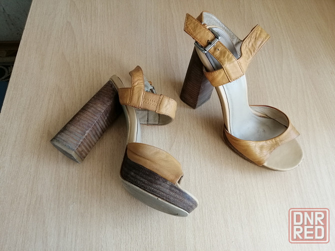 Продам кожаные босоножки, р. 37-36 Донецк - изображение 5
