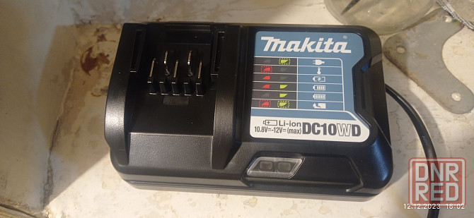 Зарядное устройство makita Донецк - изображение 1