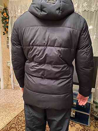 Продам новую зимнюю курточку Донецк