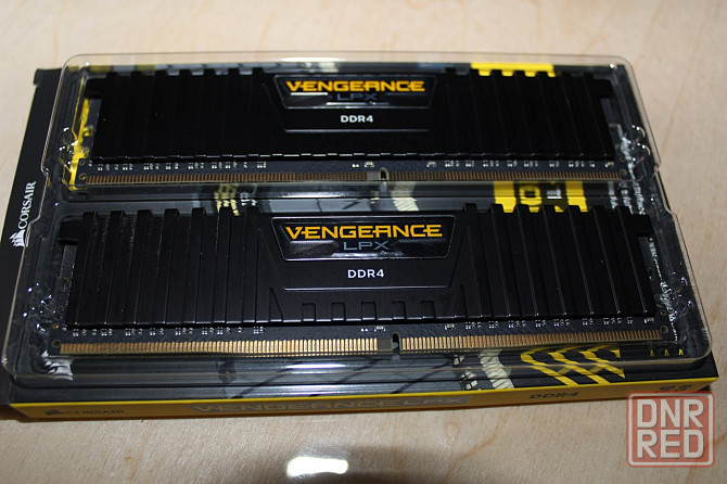 Оперативная память DDR4 16GB 3200MHz Corsair Vengeance LPX Макеевка - изображение 2