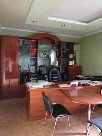 Продается в центре города, офис, Калининский район. Донецк