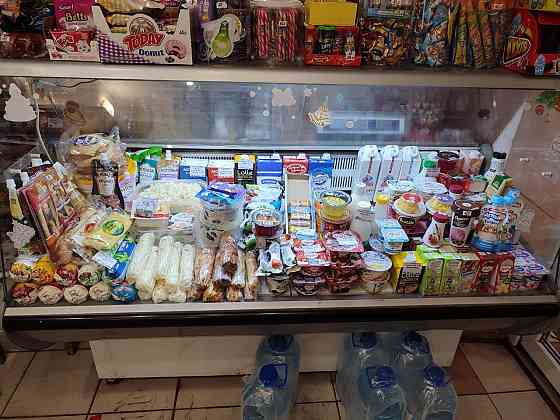 Продам холодильные ветрины Донецк