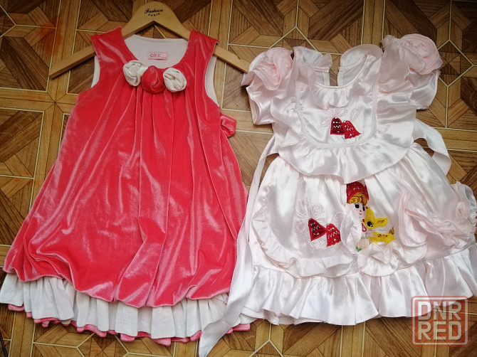Продам платья для девочки рост 128 см Донецк - изображение 1