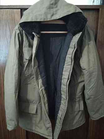 Новая куртка-бушлат зимняя с меховым воротником и капюшоном Донецк