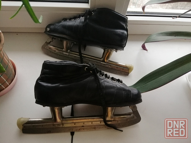 Коньки хоккейные с ботинками, р. 35-36,5 стелька 23 см Донецк - изображение 2