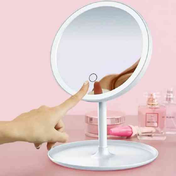 Настольное зеркало для макияжа с подсветкой Донецк