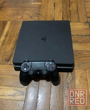 Продам игровую приставку Sony PlayStation 4 Slim 500 гб Донецк - изображение 1