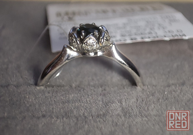 Новое кольцо с сапфиром и бриллиантами 585° белое золото 16 размер Донецк - изображение 5
