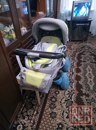 Продаю коляску для новорождённого б у зима лето Макеевка - изображение 4