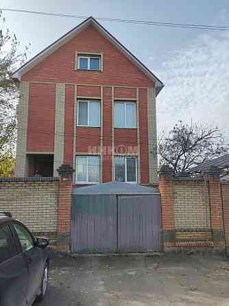 Продам дом 250м2 в городе Луганск, Ленинский район (р-н 11 поликлиники) Луганск