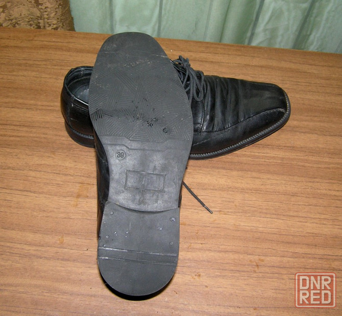 Туфли мужские, для мальчика, чёрные, кожа, 39 р. Донецк - изображение 6