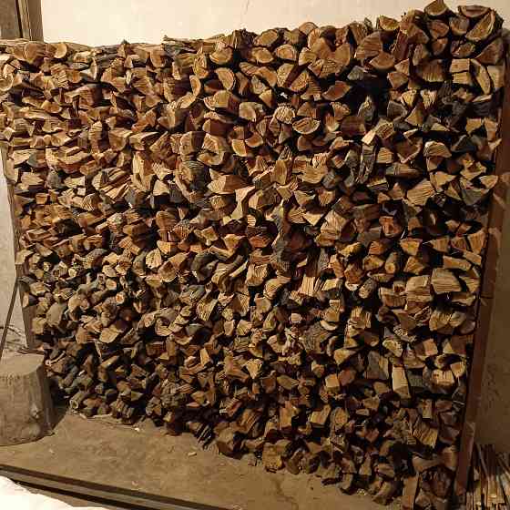Продам дрова колотые (абрикос) для мангала . Донецк