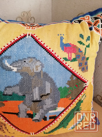 Продам подушку вышивка крестиком Донецк - изображение 3