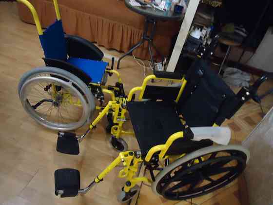 инвалидная коляска детская складная две на 5 лет и на 15 лет Донецк