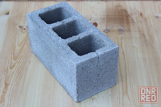 Камень бетонный колонный. Шлакоблок колонный. Донецк - изображение 2