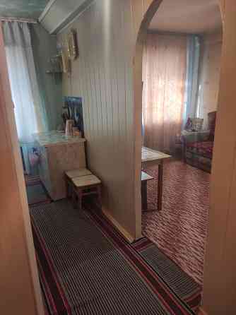 Продам трех комнатную квартиру на Бирюзова Донецк