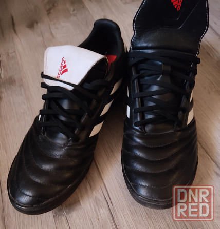 кроссовки пампы adidas р.43-44 оригинал Донецк - изображение 1