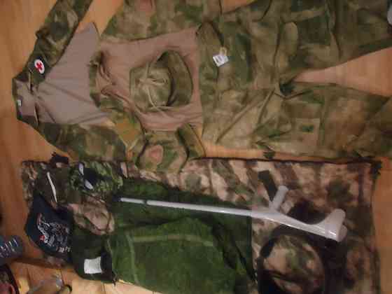 спальный мешок и комплект военной одежды много всего новое и за всё цена Донецк