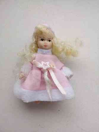 Продам мини куклу фарфоровую рост 9 см Донецк