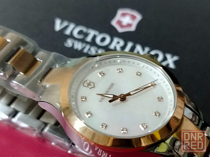 Женские часы с сапфиром и кристалами Сваровски VICTORINOX Донецк - изображение 7