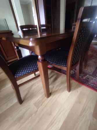 Продам стол и 6 стульев Донецк