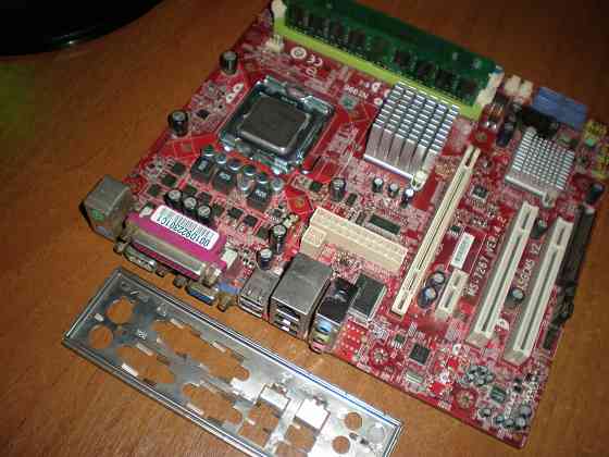 Комплект материнская плата MSI MS-7267 VER+Процессор Core 2 Duo+DDR2 2GB/видео - Intel GMA 950 Донецк