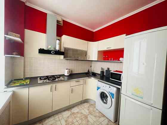 Центральная площадь Ленина. Вода 24/7. Все новое. Донецк