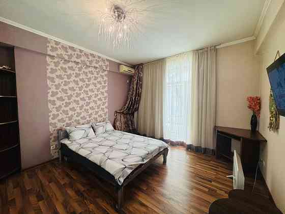 Центральная площадь Ленина. Вода 24/7. Все новое. Донецк