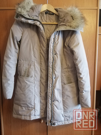 Бежево-серая куртка с мехом песца пуховик, р.44 Донецк - изображение 1