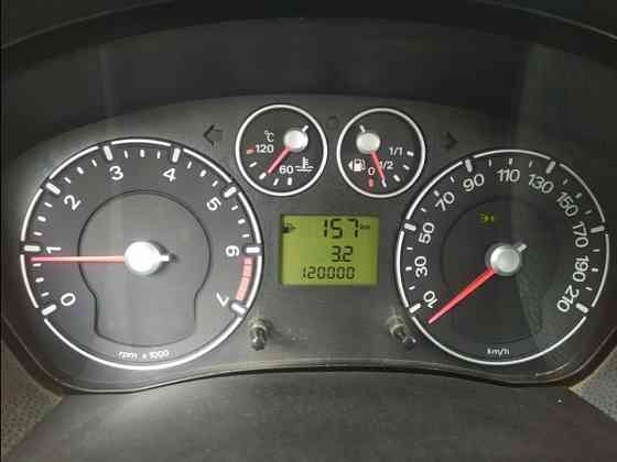 Ford Fiesta MK5 1.4 2007 125000 км Зелёный (Отличное состояние) Донецк